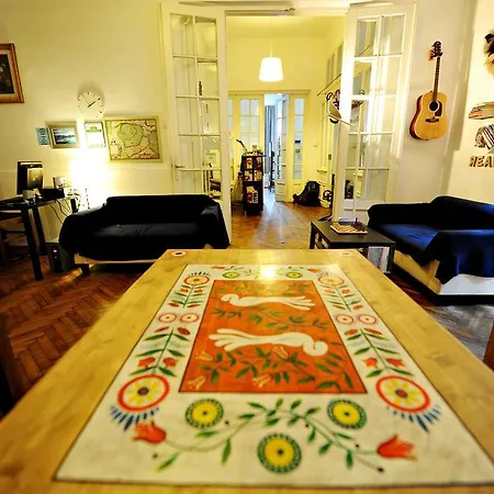 Podstel Umbrella Hostel Bükreş